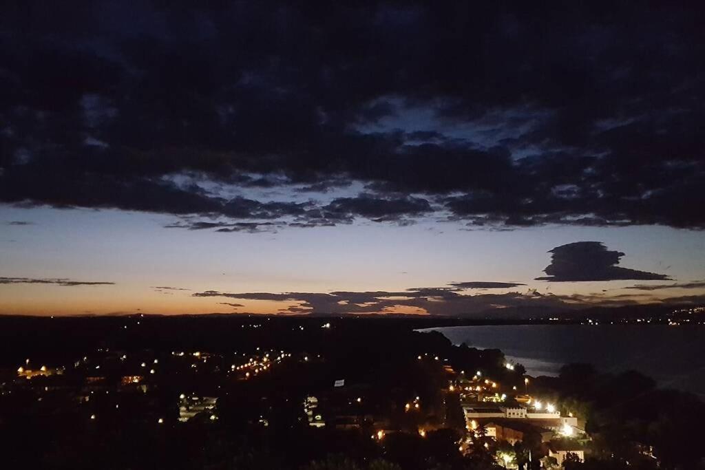 Bellavista La Tua Romantica Vacanza Sul Trasimeno Apartamento Castiglione del Lago Exterior foto